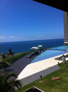 Apartamento luxo, 2 suítes, vista mar, borda infinita